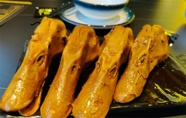 嘎嘎鸭脑壳加盟费