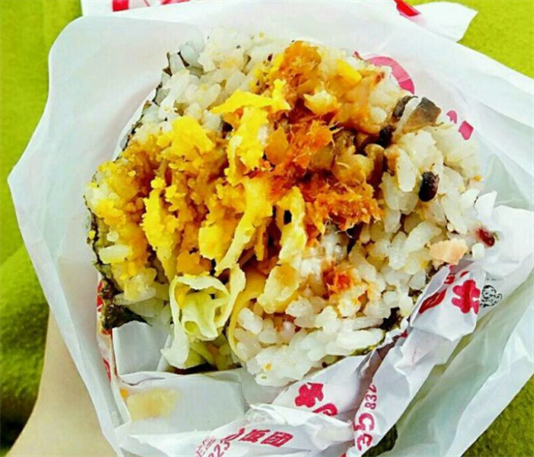 牛团团饭团加盟