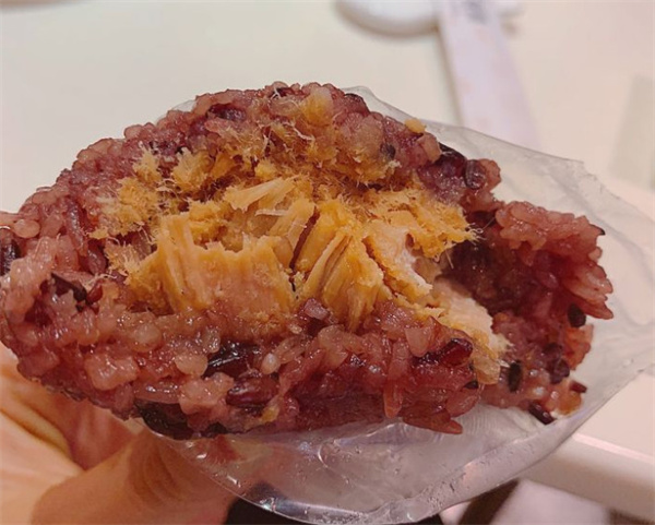 西龙传香饭团加盟