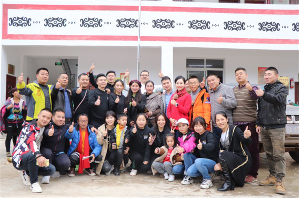 兵立王奶茶店加盟