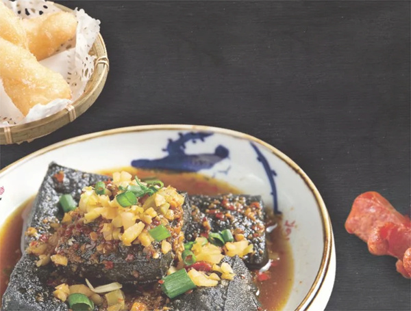 壹酸壹辣牛肉粉加盟