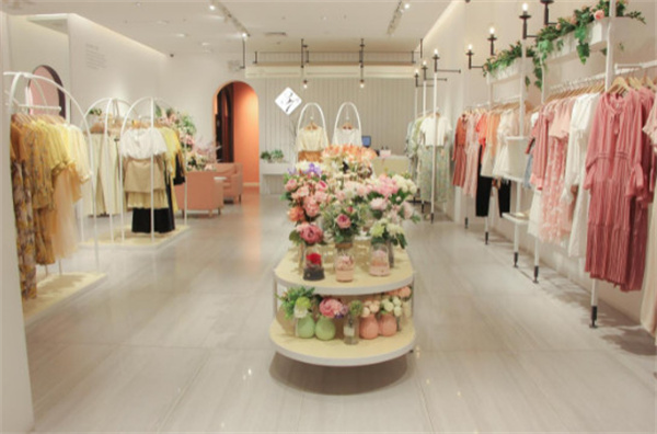 加盟女装店好不好?37°生活美学是个靠谱选择!