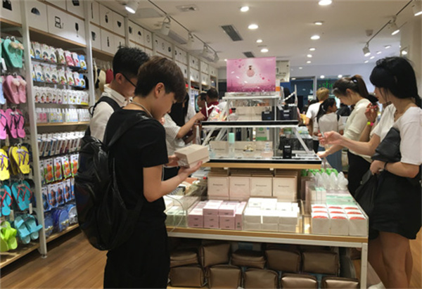 必多十元精品店加盟