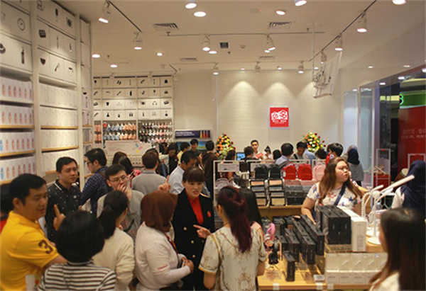 必多十元精品店加盟