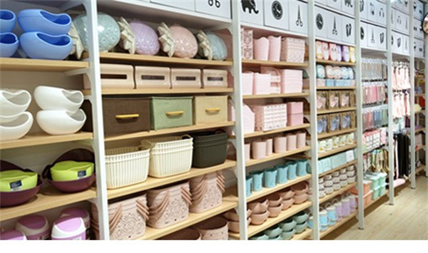 必多十元精品店加盟