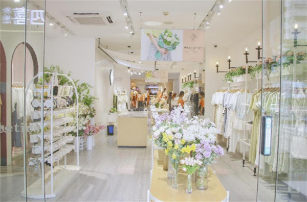 37°生活美学女装，优质与低价完美糅合！