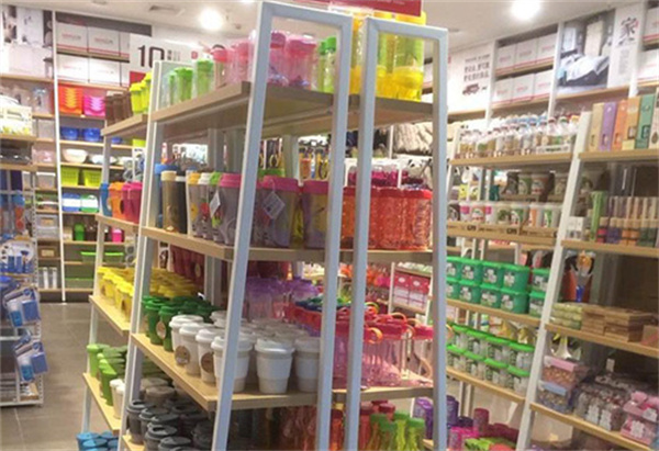 必多十元精品店加盟