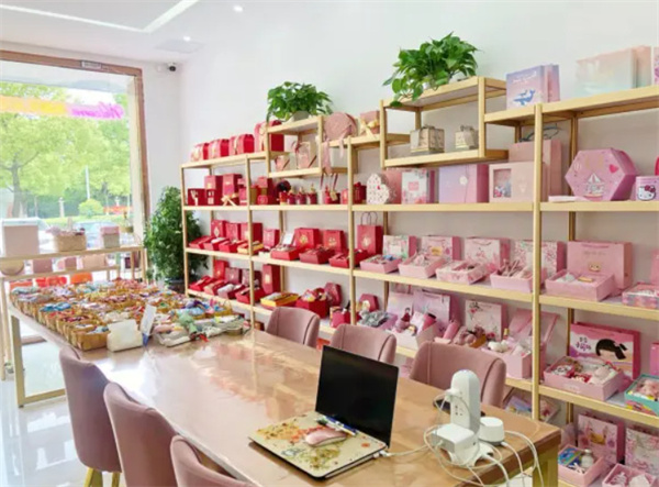 鲸喜礼婚礼韩式伴手礼店加盟