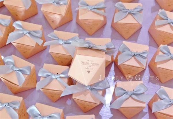 鲸喜礼婚礼韩式伴手礼店加盟