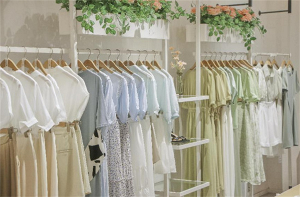 37°生活美学女装，优质与低价完美糅合！