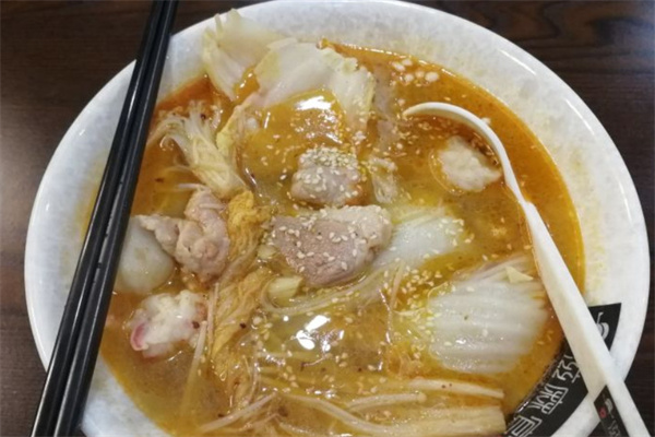 滋麻官麻辣烫加盟费