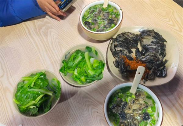 什家婆乌鸡米线加盟费