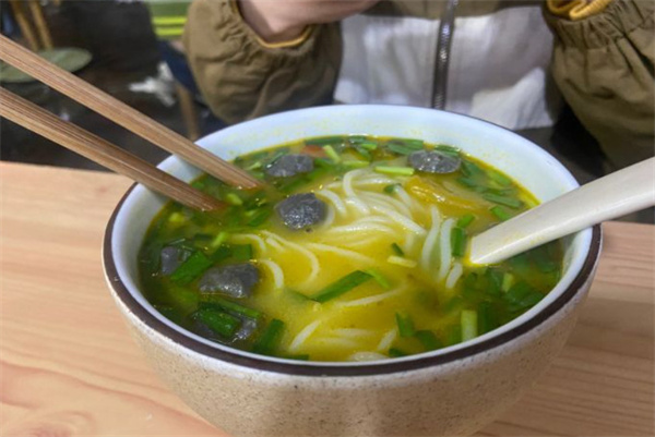 什家婆乌鸡米线加盟费