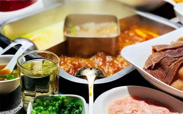 重庆巴庄火锅加盟费