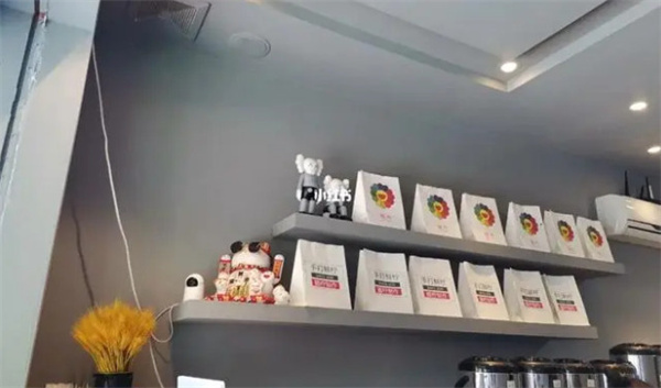 柠听listening饮品店加盟费