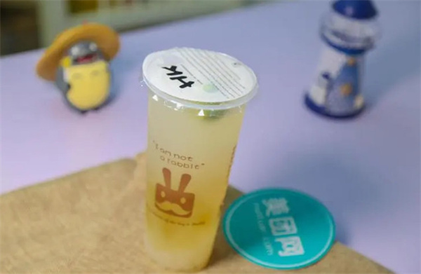 管小胖调茶局加盟费