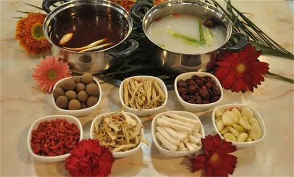 九鼎福台湾回转涮涮锅加盟费