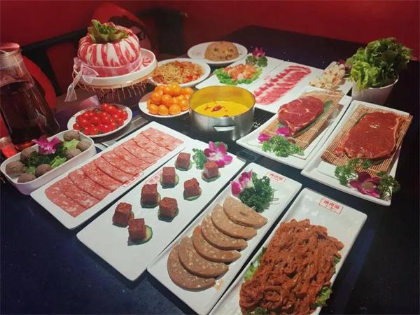 唐贵飞涮烤火锅