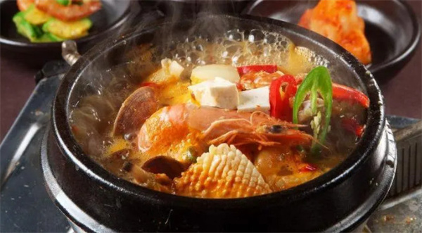锅来锅往海鲜火锅加盟费