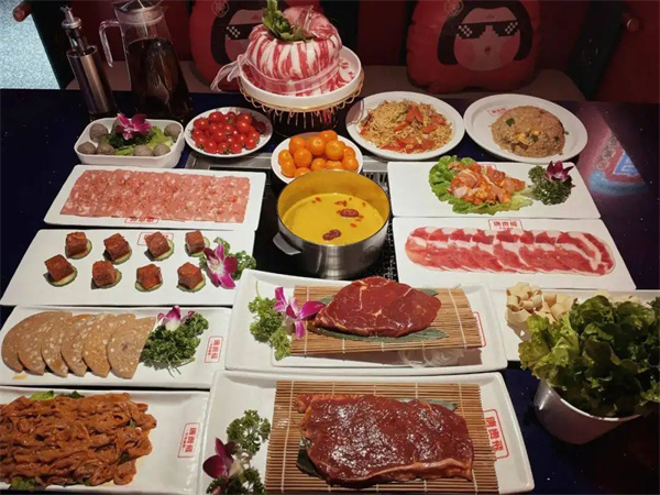 唐贵飞涮烤火锅