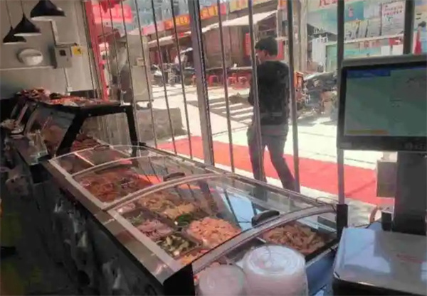 刘二华百年卤味