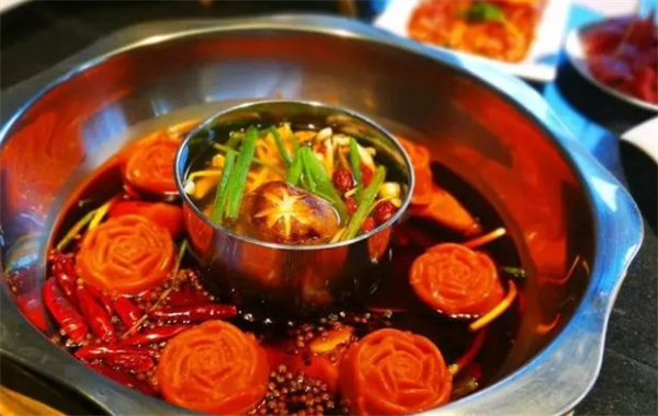 朝天门鱼庄火锅加盟费