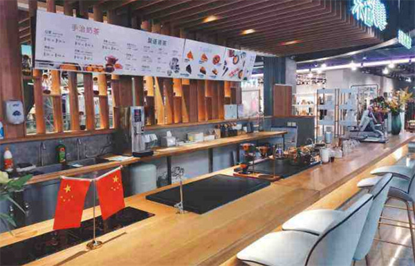 葉语手治奶茶加盟费