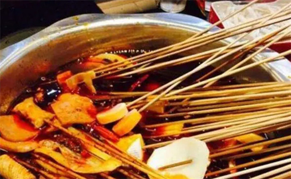 于小签老串串香火锅加盟费