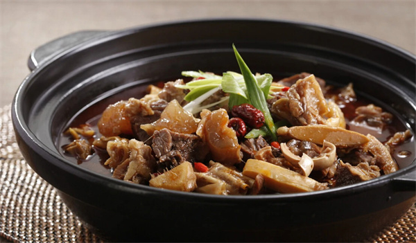 魏老香火锅加盟