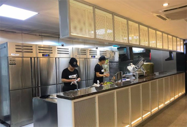 不给叫美蛙鱼头加盟