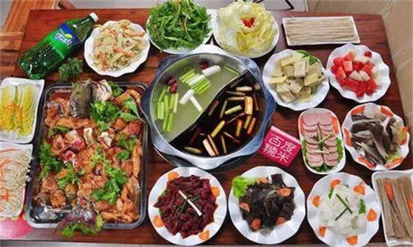 鱼众不同火锅加盟费