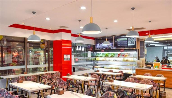 天府川小妹麻辣烫加盟