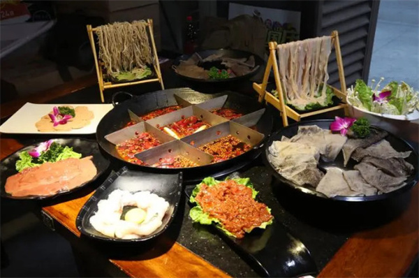 灶二市井火锅店加盟费