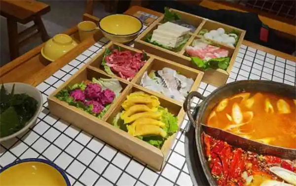 瓜西西·九宫格火锅加盟费