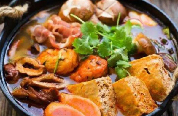 八锅臭臭锅加盟费