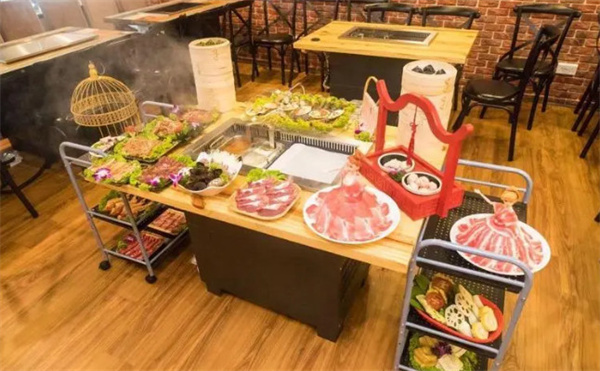 涮烤火锅店