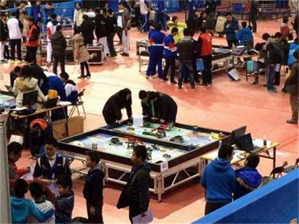 玛酷机器人加盟