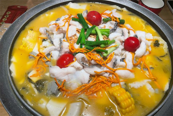 山城外老坛酸菜鱼加盟