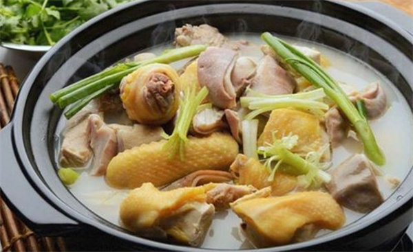 猪肚鸡火锅加盟费