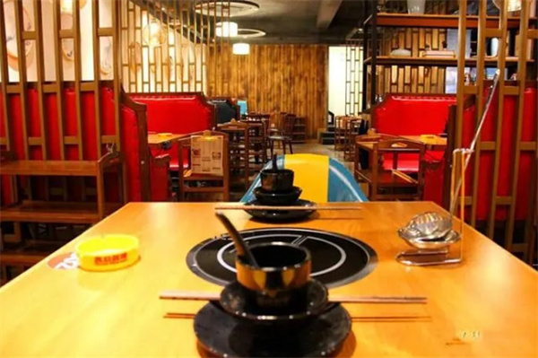 粤来越牛潮汕火锅加盟费