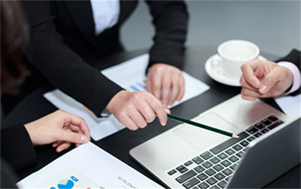 猫大叔无骨烤鱼饭加盟