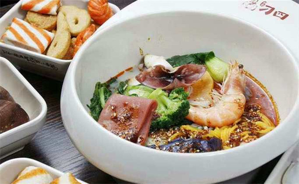 刁四藤椒麻辣烫