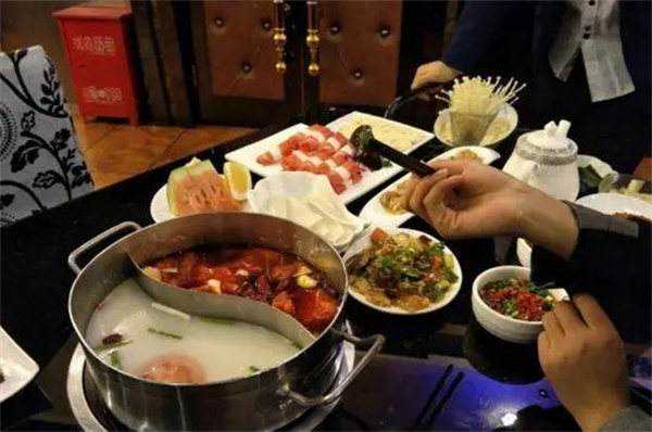 蜀正园火锅加盟费