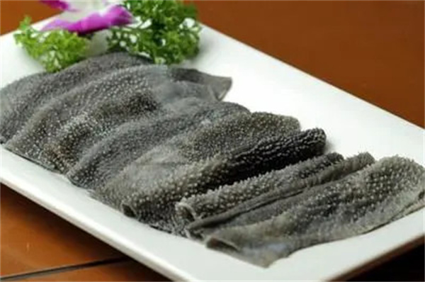 驼背鲜毛肚火锅