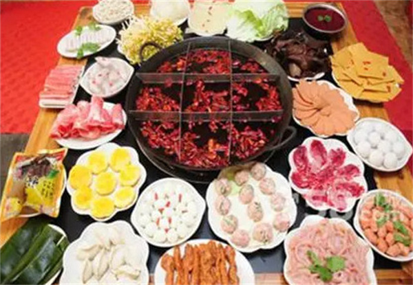 渝香隆火锅加盟费