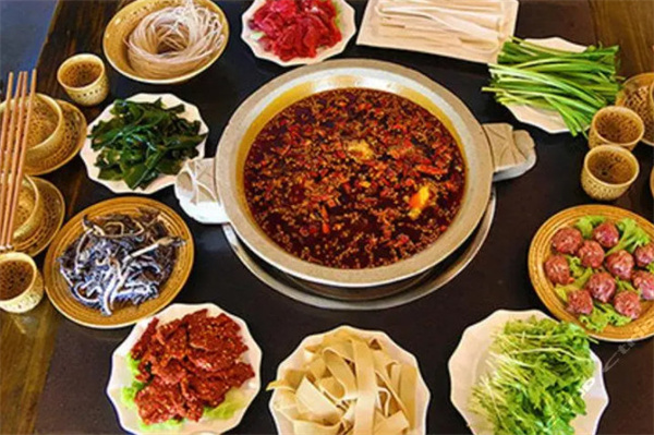 憨石匠鲜菜土火锅加盟费