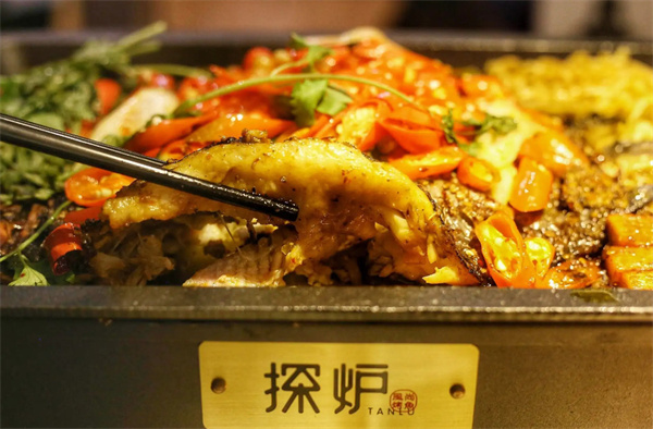 探炉烤鱼加盟