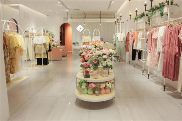 37°生活美学10大扶持政策，领衔女装行业