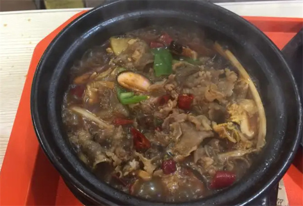 戴锦记鲍汁肥牛饭加盟