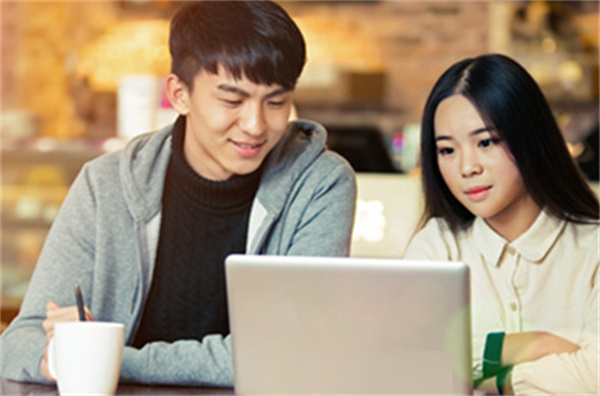 严厨老坛酸菜鱼加盟